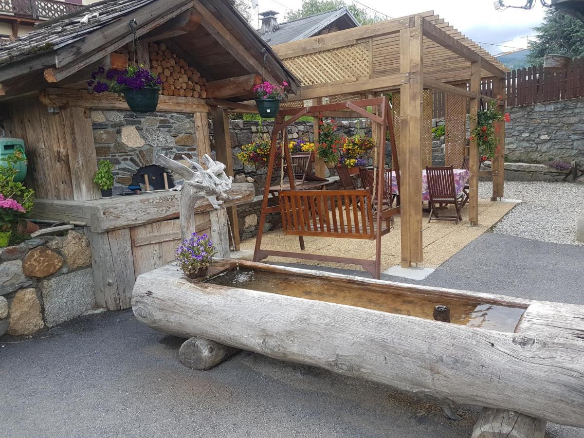 Bed and Breakfast La Ferme Du Mont-Blanc Combloux Exterior foto